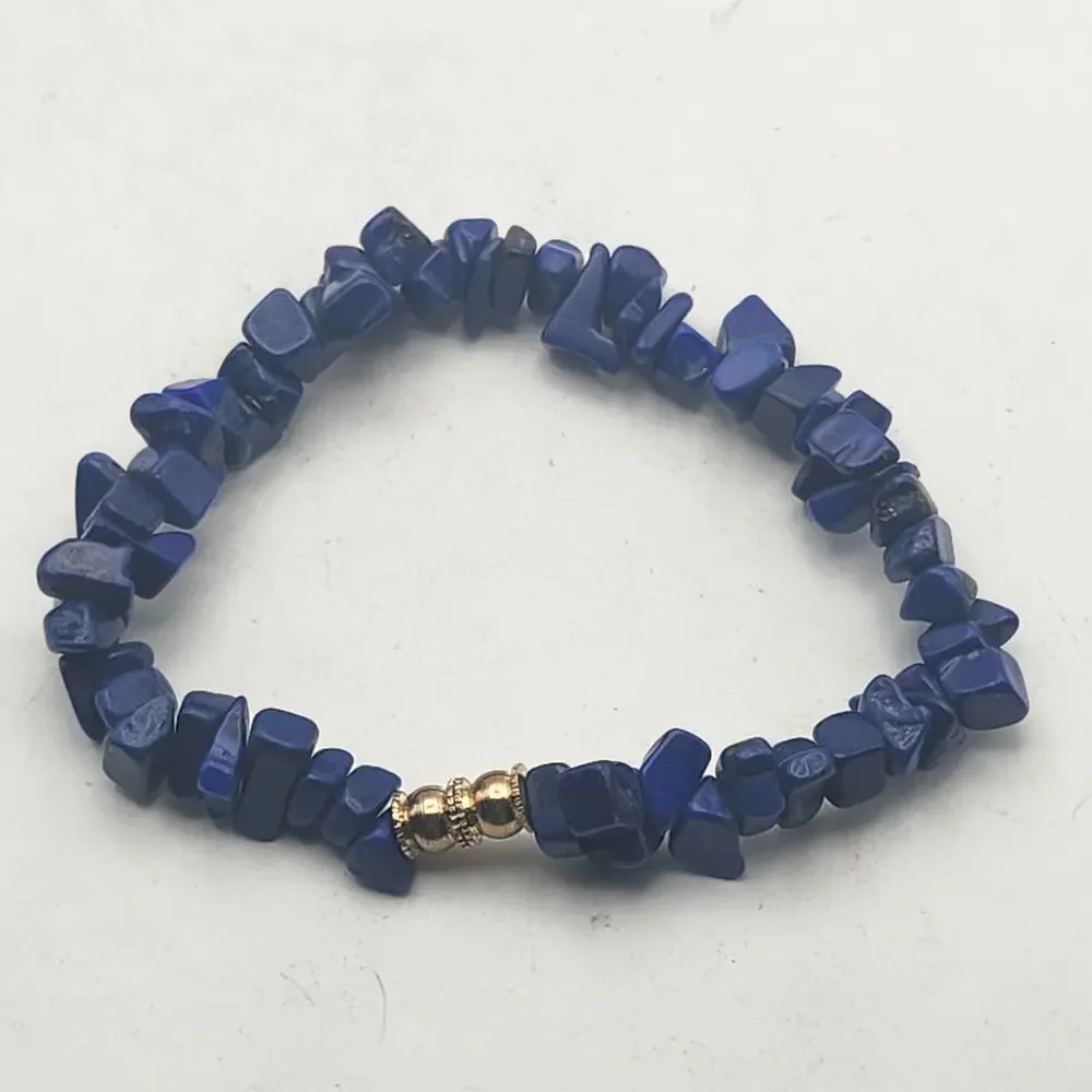 Blue Lapis Lazuli Stone Chip Bead Bracelet Gold Tone Screw Clasp Boho 6.5 In